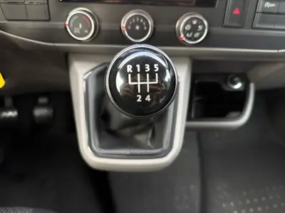 Volkswagen T6.1 Kombi – Foto 11