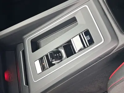 Volkswagen Golf GTI – Foto 11