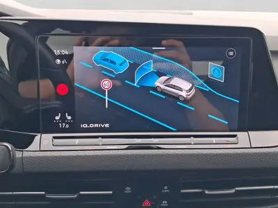 Volkswagen Golf GTI – Foto 15