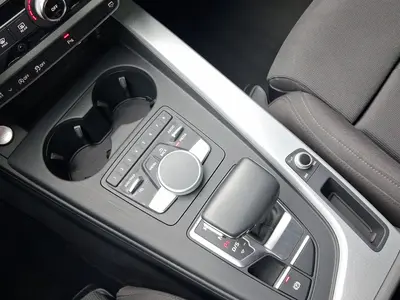 Audi A4 Avant – Foto 11