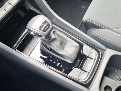 Skoda Karoq – Foto 11