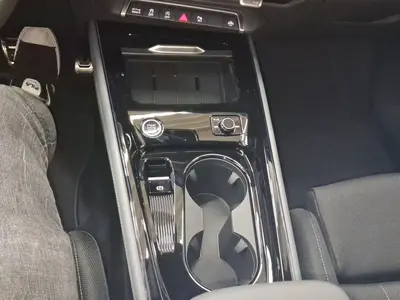 Audi Q3 – Foto 11