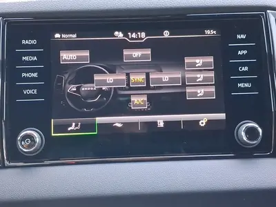 Skoda Karoq – Foto 12