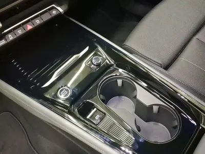 Audi Q3 – Foto 11