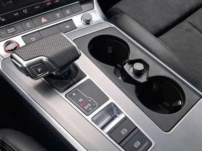Audi S6 Avant – Foto 11