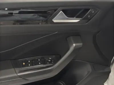 Volkswagen T-Roc – Foto 8