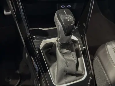 Volkswagen T-Roc – Foto 11
