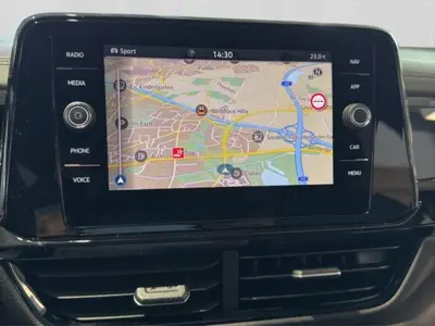 Volkswagen T-Roc – Foto 13