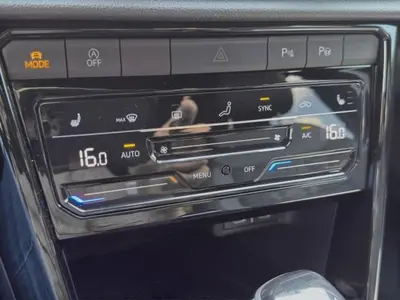 Volkswagen T-Roc – Foto 15