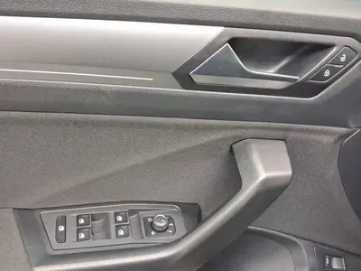 Volkswagen T-Roc – Foto 8