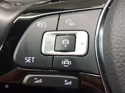 Volkswagen T-Roc – Foto 18