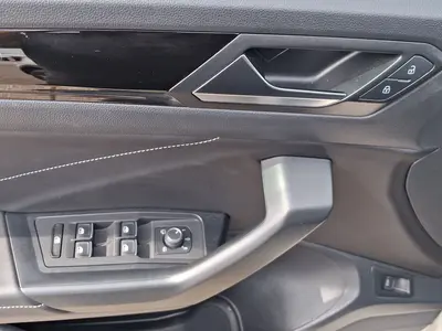 Volkswagen T-Roc – Foto 8