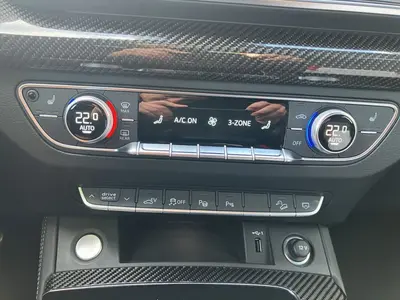 Audi Q5 Sportback – Foto 15