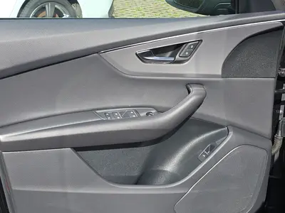 Audi Q8 – Foto 8