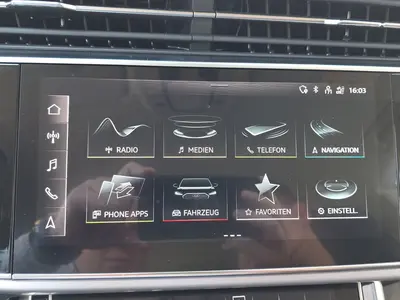 Audi Q8 – Foto 13