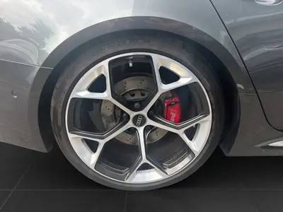 Audi RS 4 Avant – Foto 7