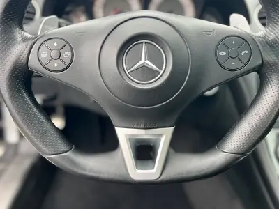 Mercedes-Benz SL 63 AMG – Foto 21