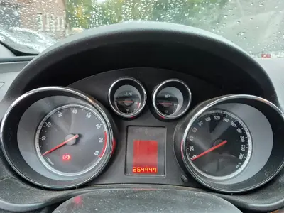 Opel Insignia – Foto 12