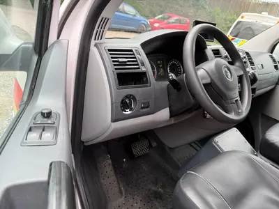 Volkswagen T5 Transporter – Foto 12