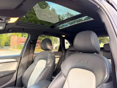 Audi SQ5 – Foto 23