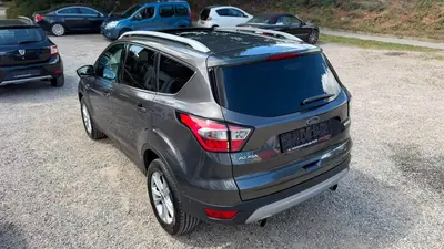 Ford Kuga – Foto 10