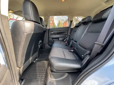 Mitsubishi Outlander – Foto 13