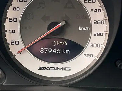 Mercedes-Benz SL 63 AMG – Foto 22