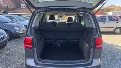 Volkswagen Touran – Foto 9
