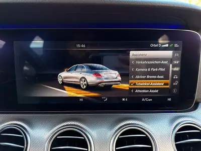 Mercedes-Benz E 220 – Foto 21