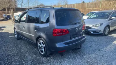 Volkswagen Touran – Foto 7