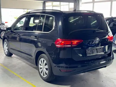 Volkswagen Touran – Foto 6