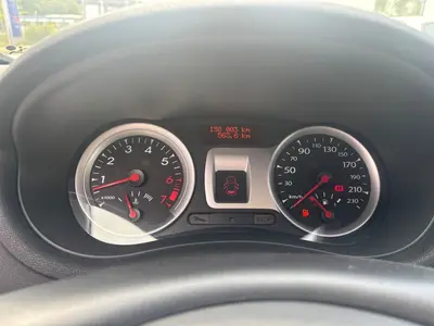 Renault Clio – Foto 16