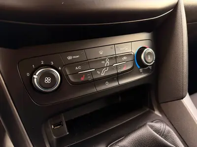 Ford Focus – Foto 17