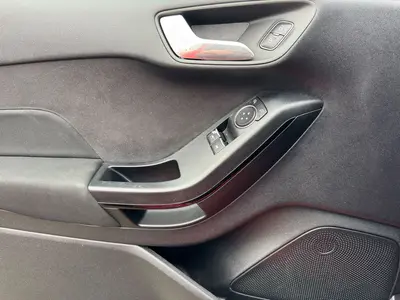 Ford Fiesta – Foto 17