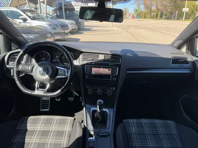 Volkswagen Golf – Foto 12