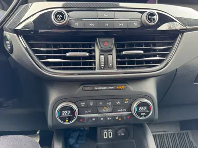 Ford Kuga – Foto 23