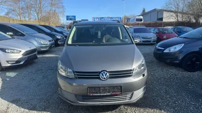 Volkswagen Touran – Foto 2