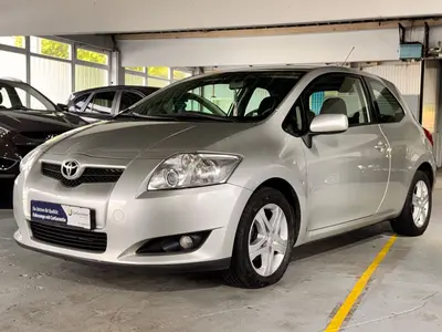 Toyota Auris – Foto 1