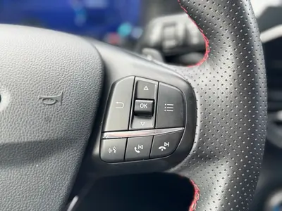 Ford Kuga – Foto 17
