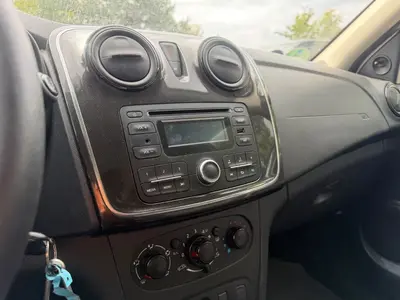 Dacia Logan – Foto 11