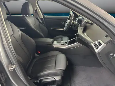 BMW 320 – Foto 18