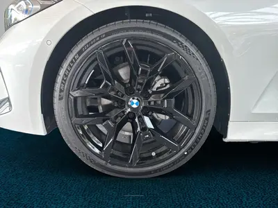 BMW 320 – Foto 10