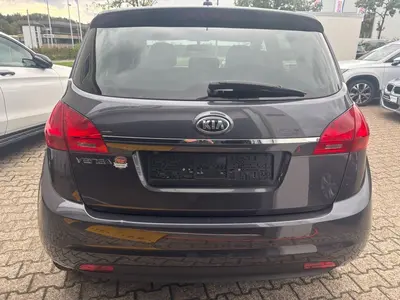 Kia Venga – Foto 6