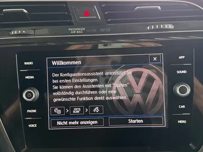 Volkswagen Touran – Foto 14
