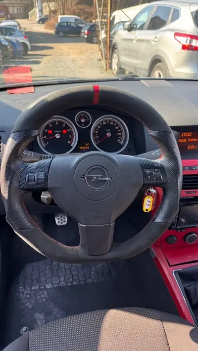 Opel Astra – Foto 12