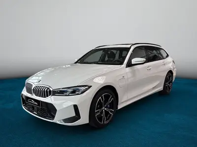 BMW 330 – Foto 1