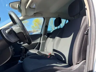 Renault Clio – Foto 8