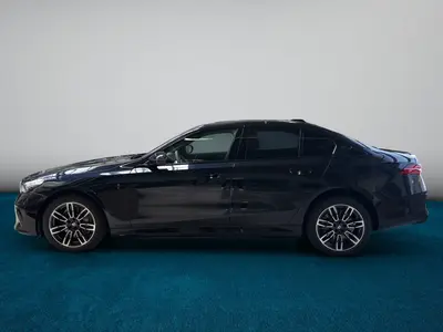 BMW i5 – Foto 2