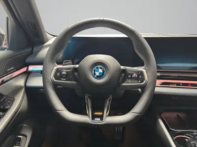 BMW i5 – Foto 12