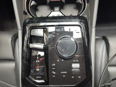 BMW i5 – Foto 15